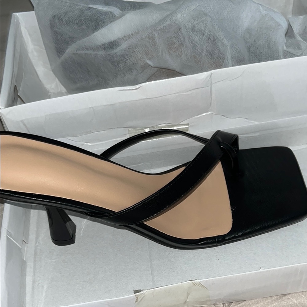 Elegant Black Women's Sandals